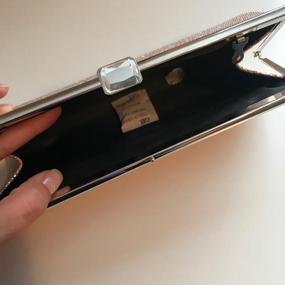 Rose gold clutch w/o chain - Picture 2 of 4